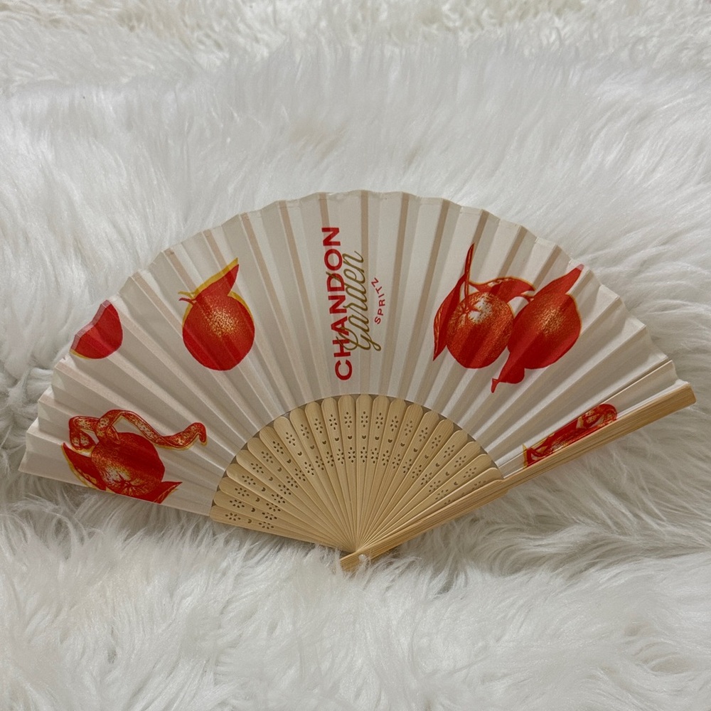 Chandon Garden Fan with Red and Cream Design